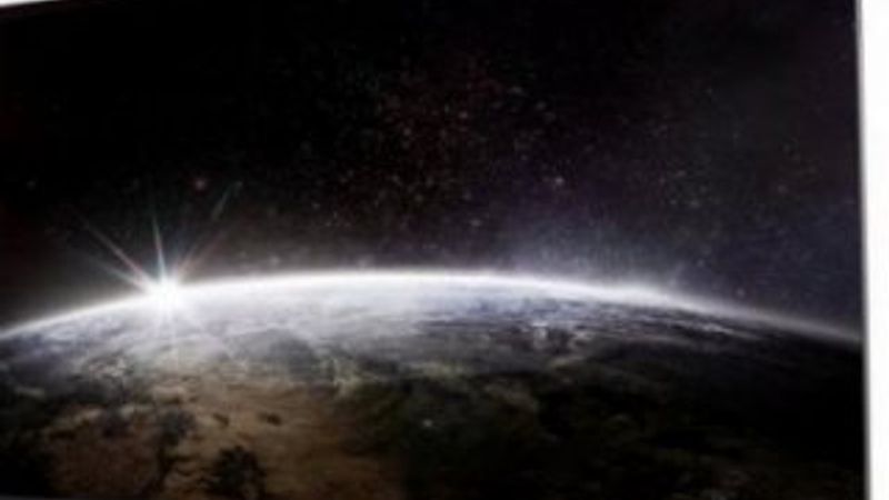 Araba fiyatındaki TV satışa sunuluyor