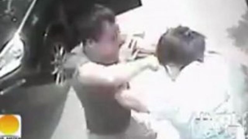 Çin'de maganda dehşeti İZLE