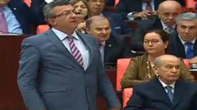 CHP'li Engin Altay iç tüzüğü fırlattı İZLE