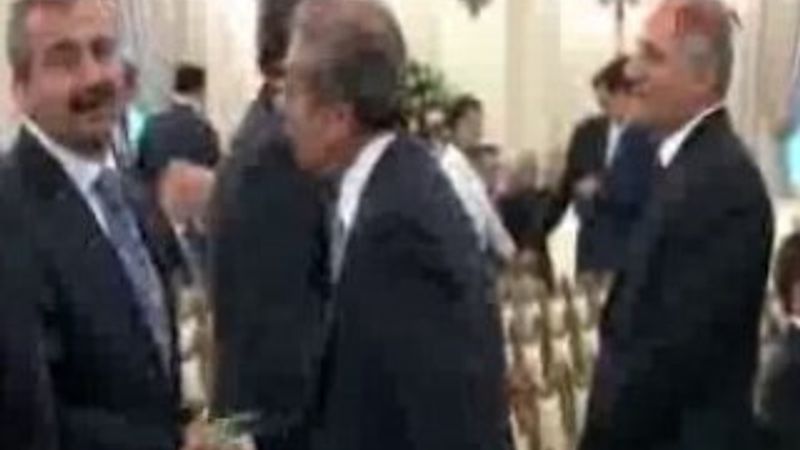 Sırrı Süreyya Erdoğan'ı güldüren diyaloğu anlattı