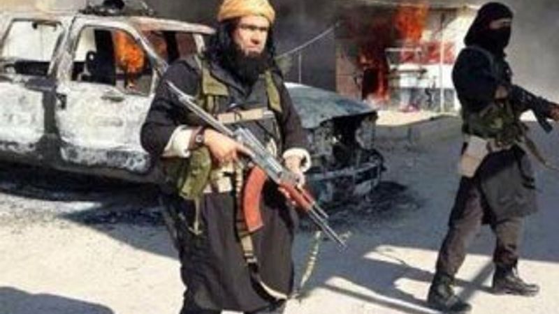 IŞİD Suriye'de bazı dersleri yasakladı