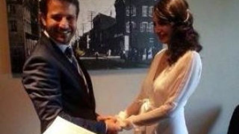 Başak Sayan iki ay önce tanıştığı sevgilisiyle evlendi