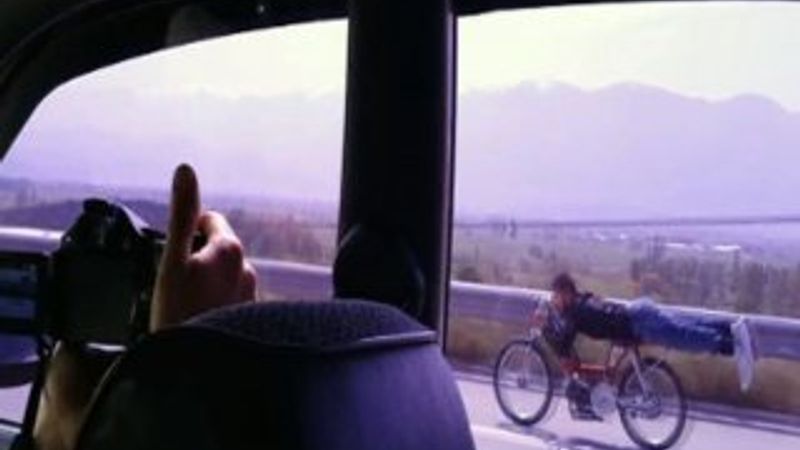 Bursalı motosikletli gençler otobanda ölüme meydan okudu İZLE