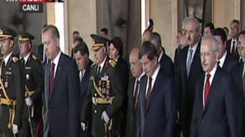 Devletin zirvesi Anıtkabir'de buluştu İZLE