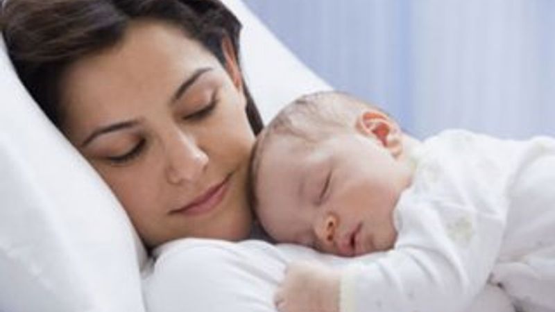 Bebeğinizle birlikte uyumayın