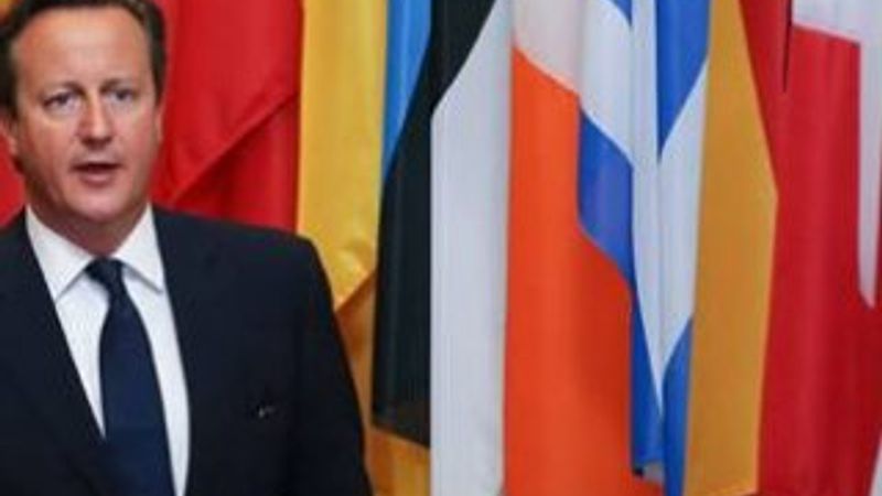 Cameron: İngiltere'ye girişleri durdurmayı düşünüyoruz