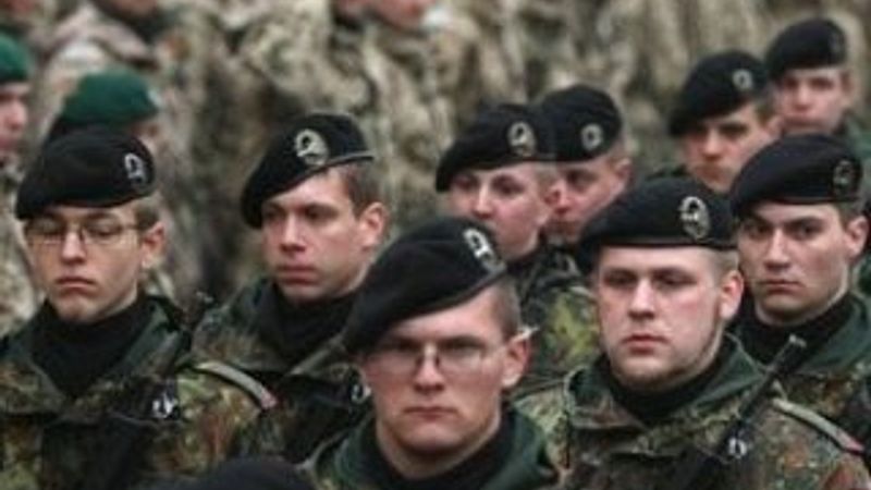 Alman ordusunda IŞİD alarmı