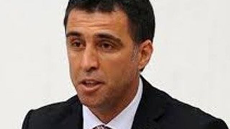 Hakan Şükür'ün paylaştığı fıkra güldürmedi