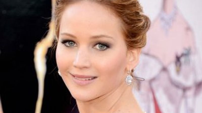 Apple suçu ünlülere attı