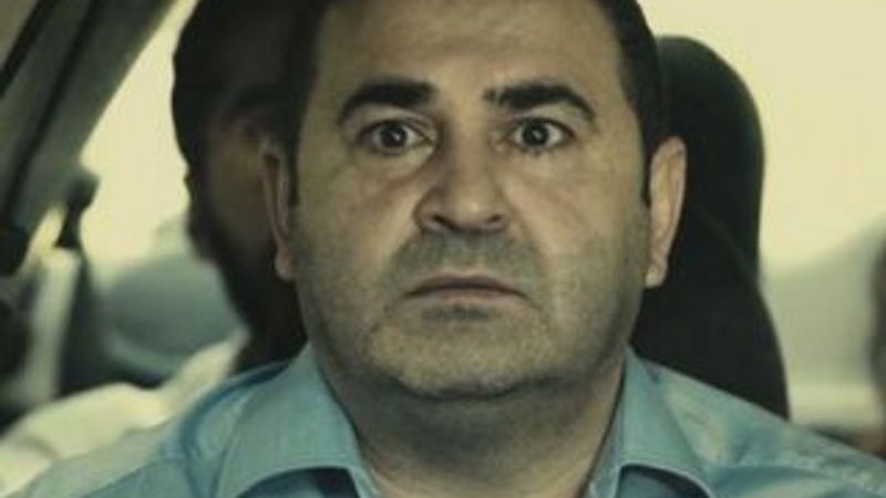 Şafak Sezer dolandırıldı