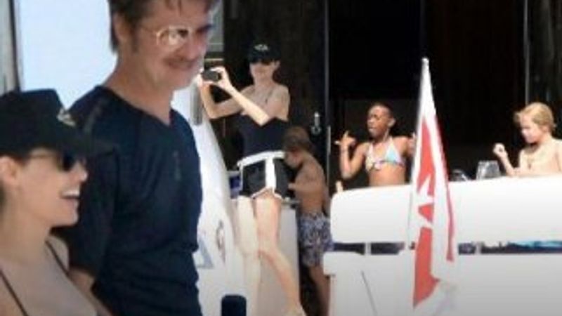 Angelina Jolie ile Brad Pitt balayında