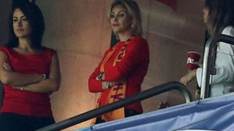 Fani Aysal Galatasaray maçını locada izledi