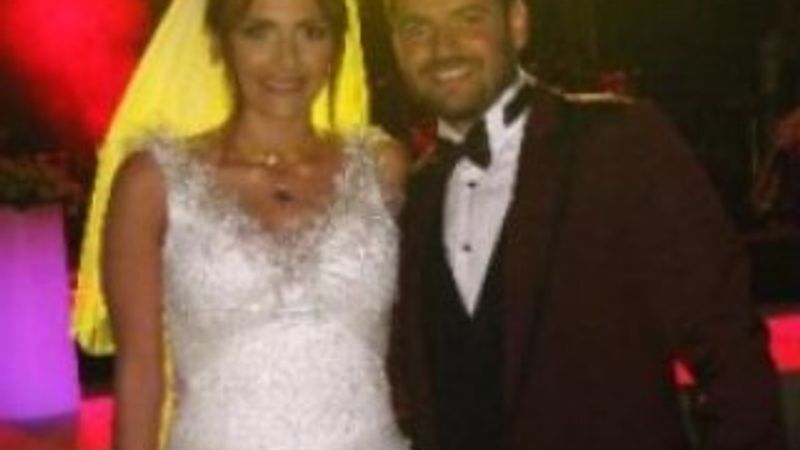 Sinem Öztürk Ali Sunal için boşanıyor