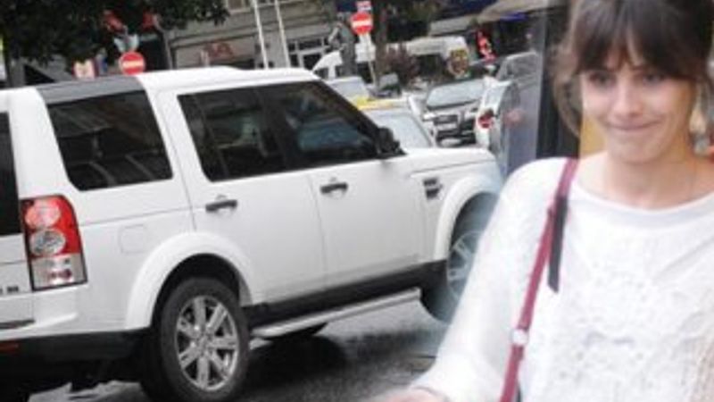 Nur Fettahoğlu trafik kurallarını hiçe saydı