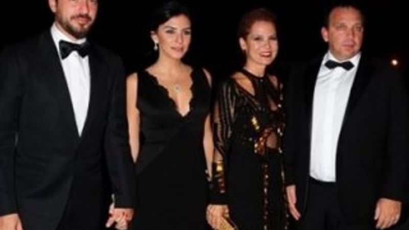 Engin Altan Düzyatan sosyeteye alıştı