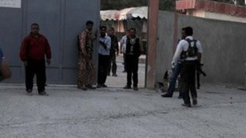 Türk muhabirler Kobani'ye girdi