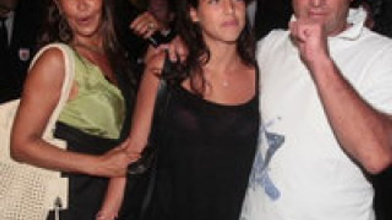 Hülya Avşar Zehra'nın erkek arkadaşını beğendi