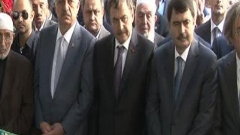 Cenazede Ahmet Misbah Demircan'a tepki