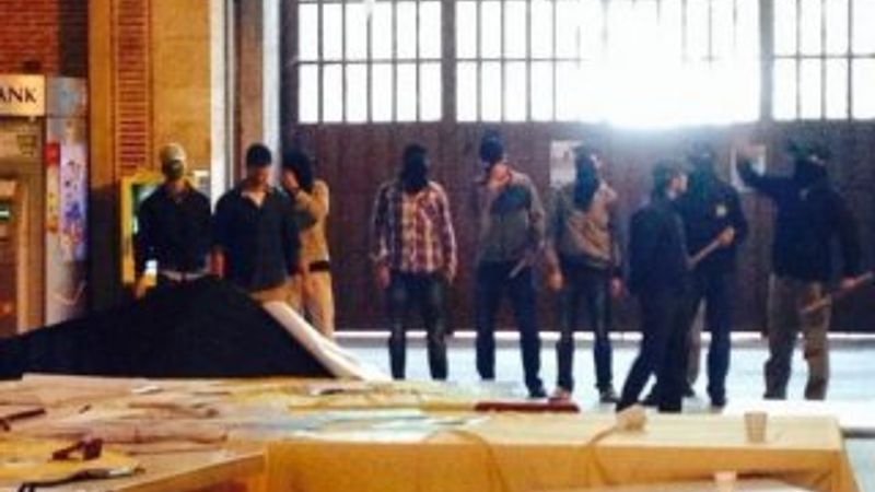 İstanbul Üniversitesi'ndeki IŞİD kavgası kamerada