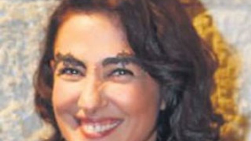 Meltem Cumbul'un kaşları şaşırttı