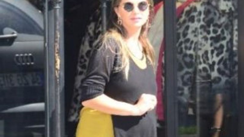 Pelin Karahan: Hamilelik döneminde tekliflere açığım