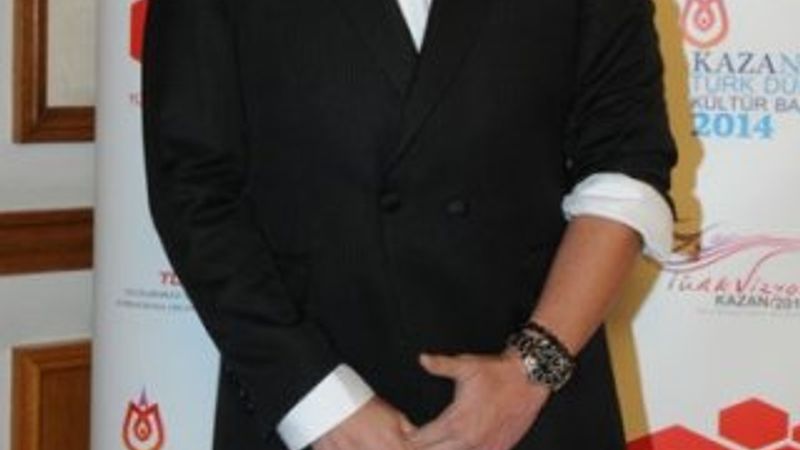 Sinan Akçıl'dan saat şov