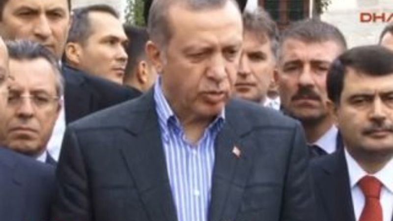 Erdoğan bayram namazını Sultanahmet'te kıldı İZLE