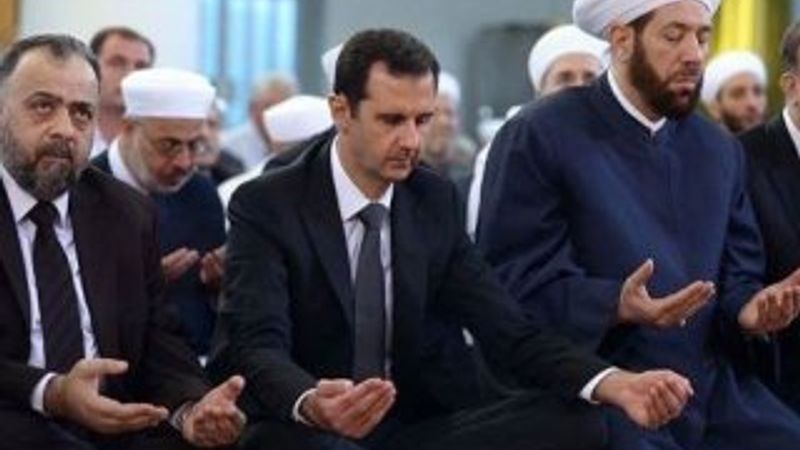 Beşar Esad bayram namazı kıldı