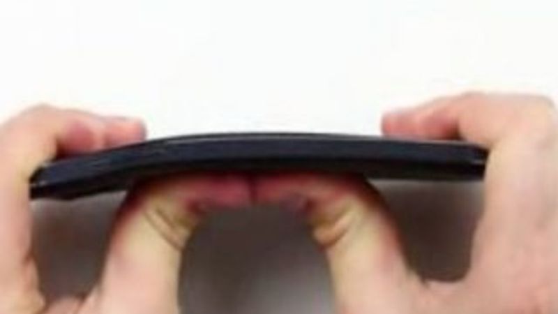 Samsung Galaxy Note 4 iPhone 6 gibi büküldü - İzle