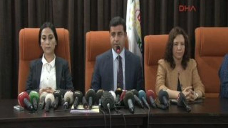 Selahattin Demirtaş 'kendi ülkemiz' dedi