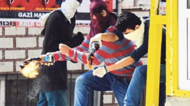 Yeni güvenlik paketiyle sokakta terörün cezası artıyor