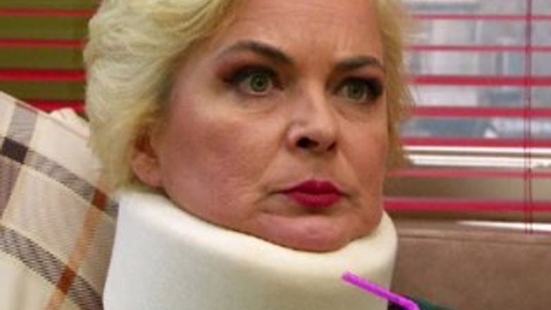 Nurseli İdiz Yalan Dünya setini karıştırdı