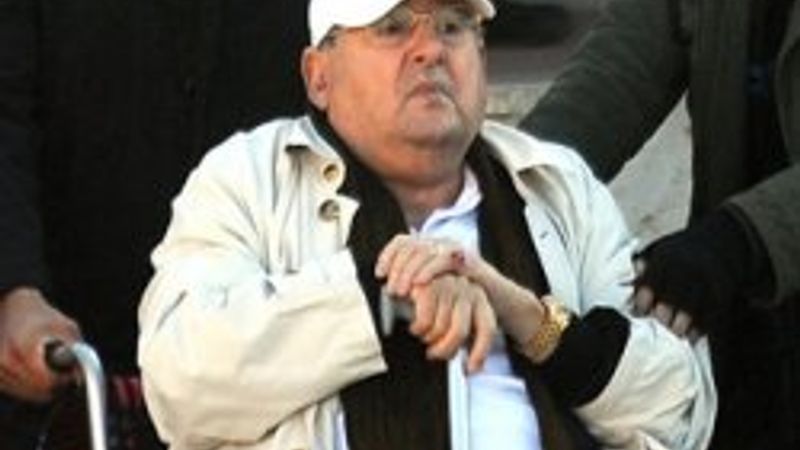 Arif Doğan vefat etti