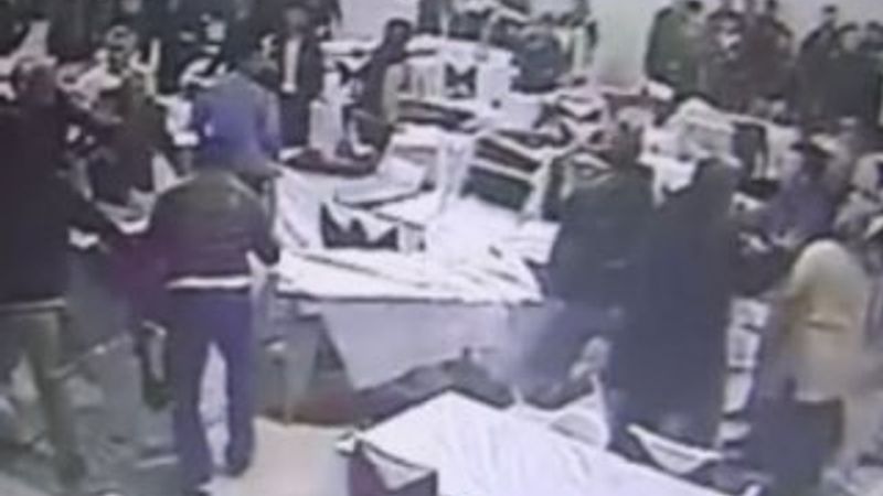 Zonguldak'ta düğün salonunda sandalyeler havada uçuştu İZLE