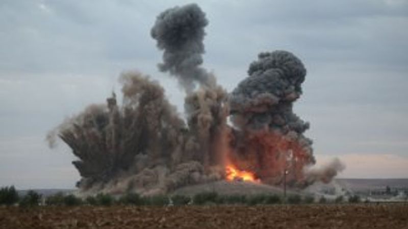 IŞİD'in ele geçirdiği tepe bombalandı