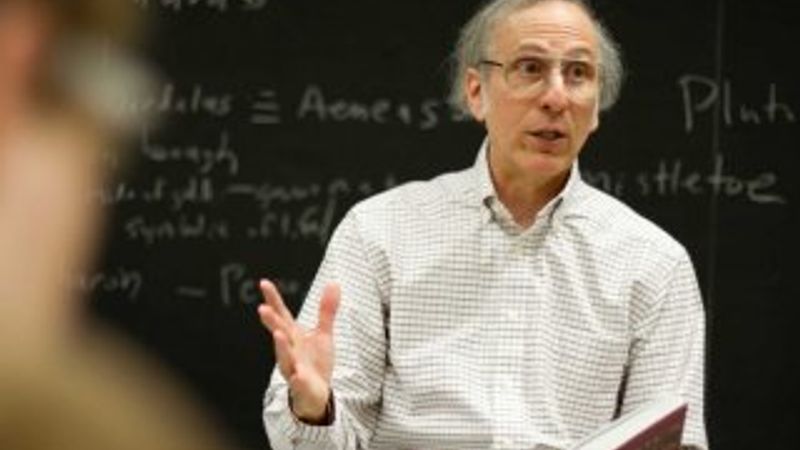 Profesör maaşı 5 bin 656 lira oldu