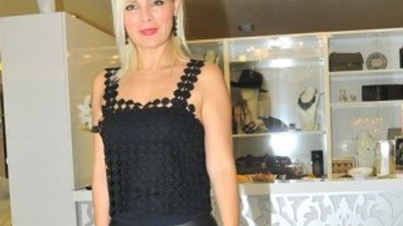 Ömür Gedik'in dikkat çeken taytı