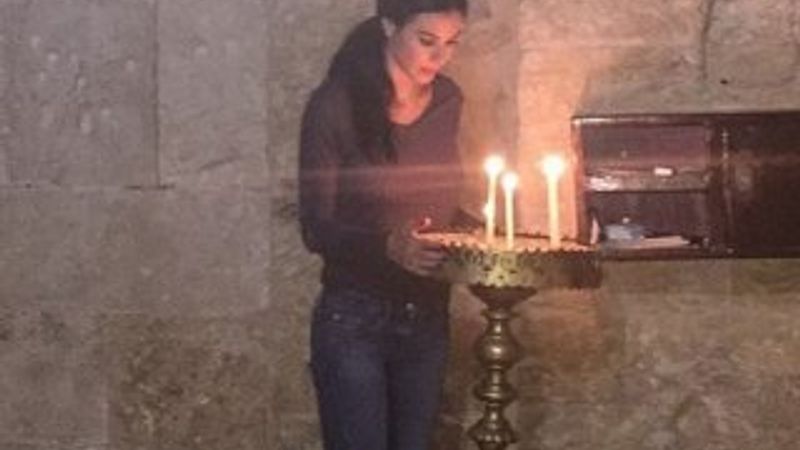 Defne Samyeli özel harekatçılarla poz verdi