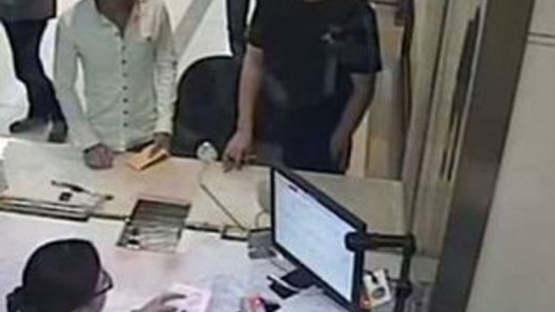 Çinli adam bankada cüzdanını çalan hırsızla karşılaştı