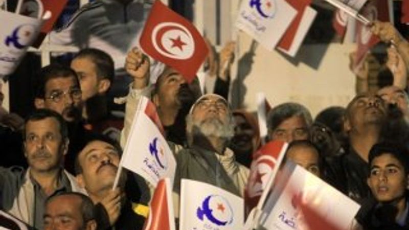 Tunus'ta halk Nida Tunus Partisi'ni seçti