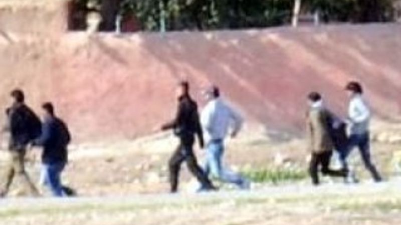 Kobani'ye sınırımızdan Peşmergeden önce ÖSO geçti