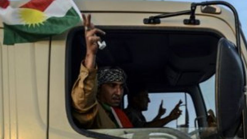 İlk peşmerge grubu Kobani'ye gitti