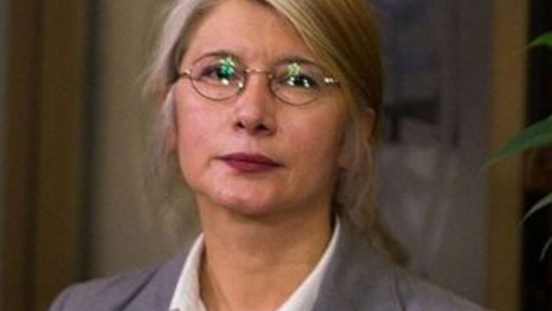 CHP'li Emine Ülker Tarhan istifa etti