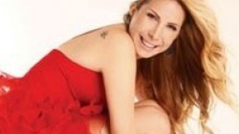 Tuğba Özerk trafik kazası geçirdi