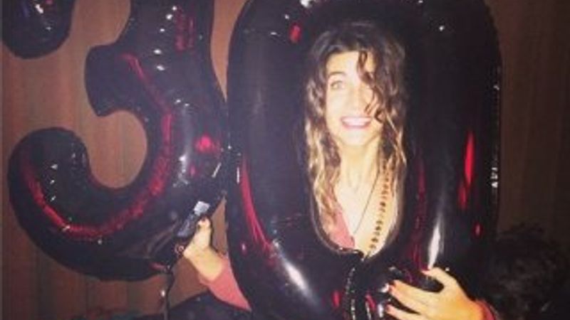 Berrak Tüzünataç 30'uncu yaşını kutladı