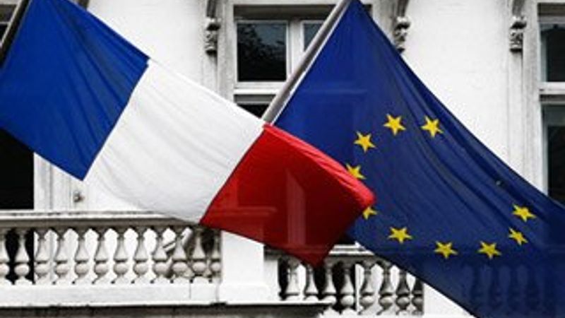 AB Komisyonu'ndan Fransaya kötü haber