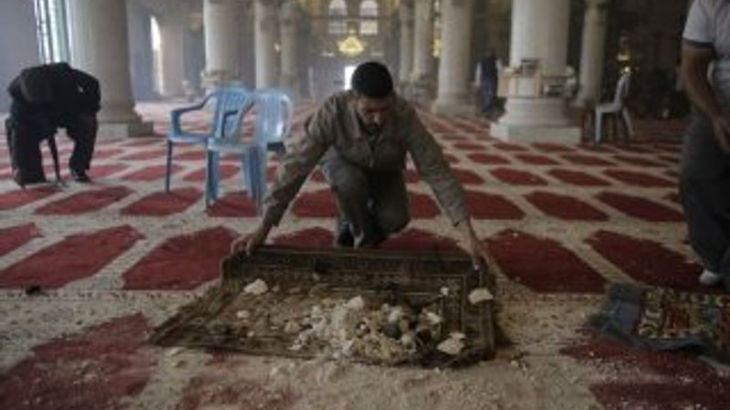 Mescid-i Aksa'da İsrail terörü