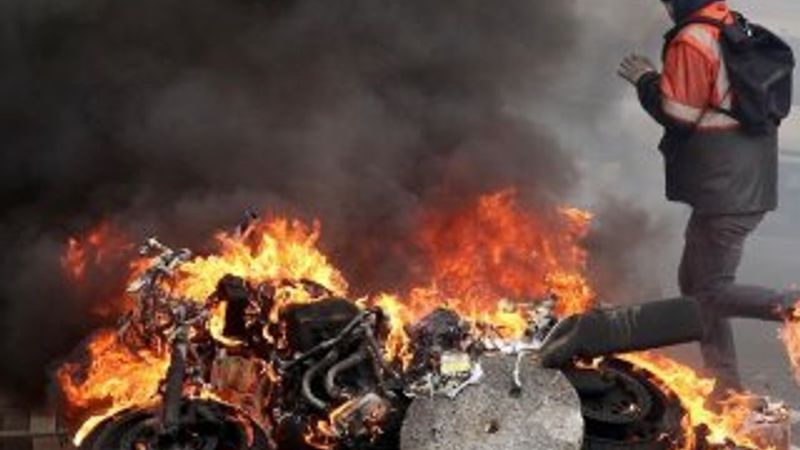 Brüksel sokakları karıştı İZLE