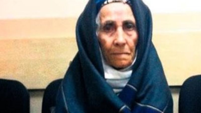 Alzheimerlı anneyi 7 çocuğu da reddetti