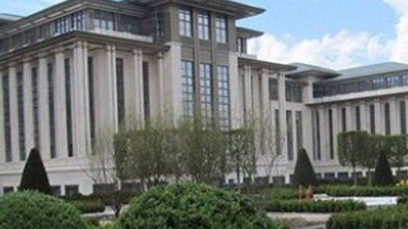 Mimarlardan Papa'ya: Cumhurbaşkanlığı Sarayı'na gelme